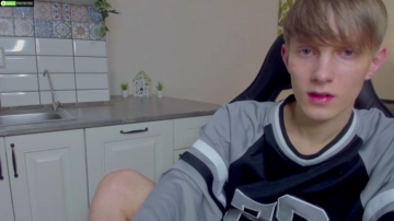 Junimiguy  23-09-2021 video tongue